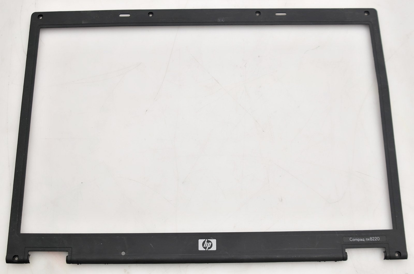 HP COMPAQ NX8220 BEZEL 6070A0096901 EKRAN ÇERÇEVE